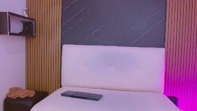 Isak_Berekoa live cam on Cam4