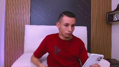 Isak_Berekoa live cam on Cam4