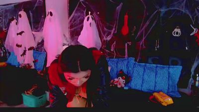 Isalombardi live cam on Cam4
