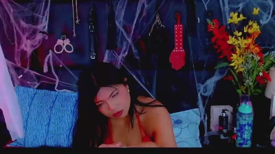 Isalombardi live cam on Cam4