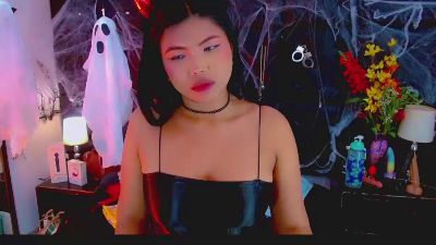 Isalombardi live cam on Cam4