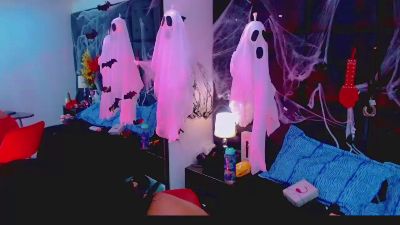 Isalombardi live cam on Cam4