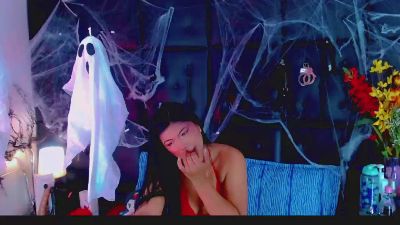 Isalombardi live cam on Cam4