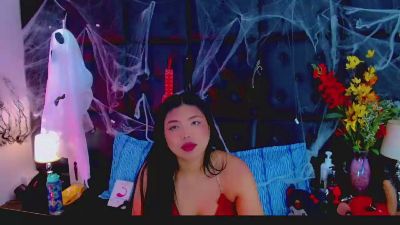 Isalombardi live cam on Cam4