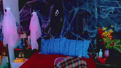 Isalombardi live cam on Cam4