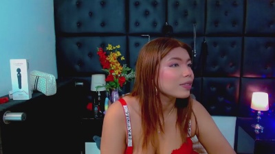 Isalombardi live cam on Cam4