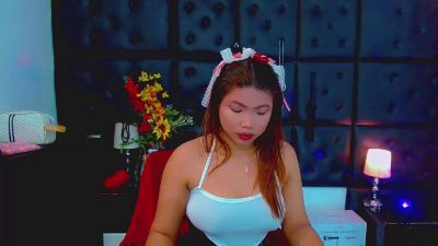 Isalombardi live cam on Cam4