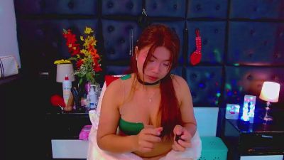 Isalombardi live cam on Cam4