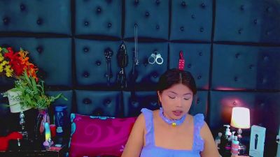 Isalombardi live cam on Cam4
