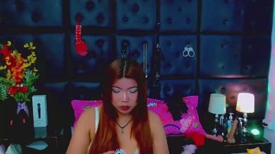 Isalombardi live cam on Cam4