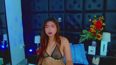 Isalombardi live cam on Cam4