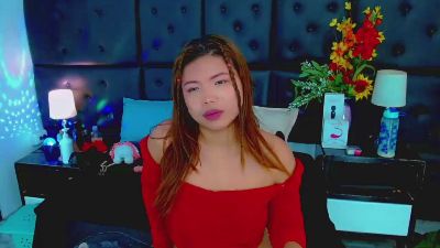 Isalombardi live cam on Cam4