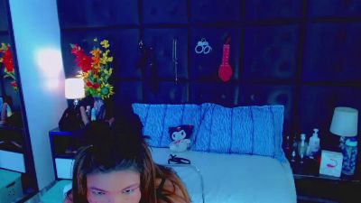 Isalombardi live cam on Cam4