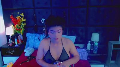 Isalombardi live cam on Cam4
