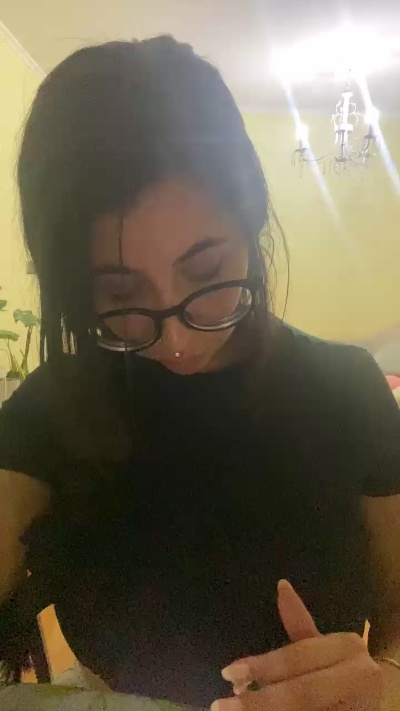 Isapekha live cam on Cam4