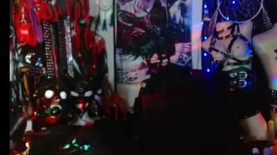 Ishtarxxx live cam on Cam4