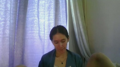 IsidraCeraos live cam on Cam4