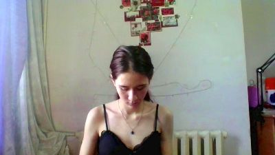 IsidraCeraos live cam on Cam4