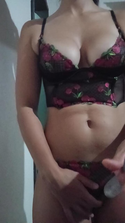 online webcam porn Isinha18