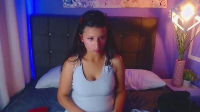 Isis2022 live cam on Cam4