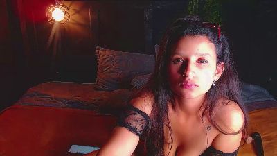 Isis2022 live cam on Cam4