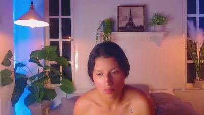 Isis2022 live cam on Cam4