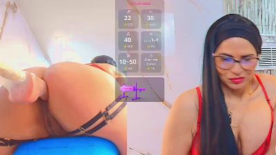 Isis_car0lina live cam on Cam4