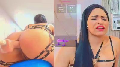 Isis_car0lina live cam on Cam4