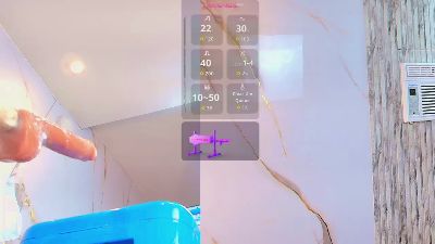 Isis_car0lina live cam on Cam4