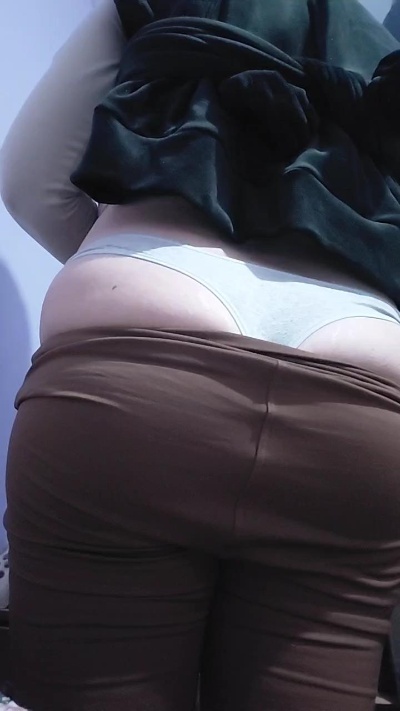 Isismilf live cam on Cam4