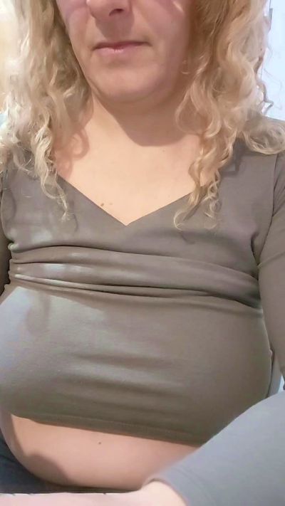 Isismilf live cam on Cam4