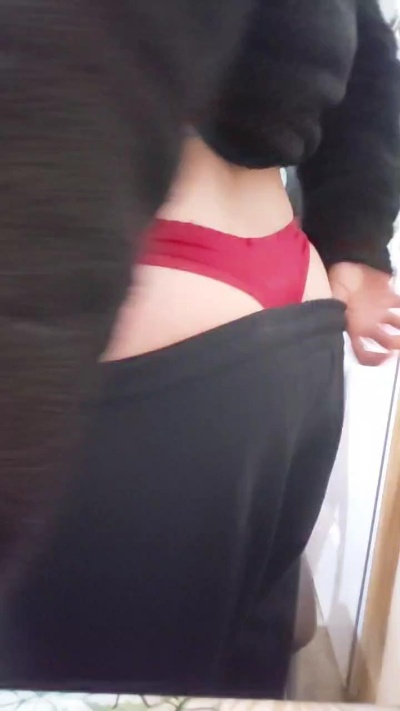 Isismilf live cam on Cam4