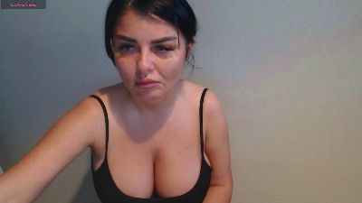 Issabella18 live cam on Cam4