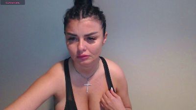 Issabella18 live cam on Cam4