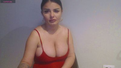 Issabella18 live cam on Cam4