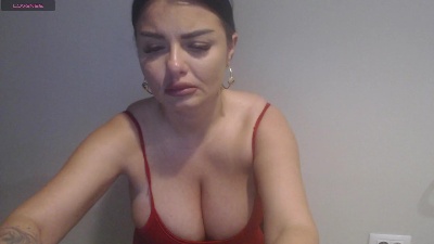 Issabella18 live cam on Cam4