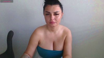 Issabella18 live cam on Cam4