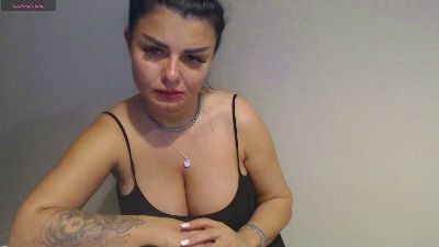 Issabella18 live cam on Cam4