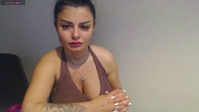 Issabella18 live cam on Cam4