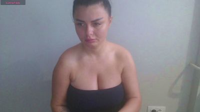 Issabella18 live cam on Cam4