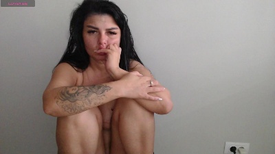 Issabella18 live cam on Cam4