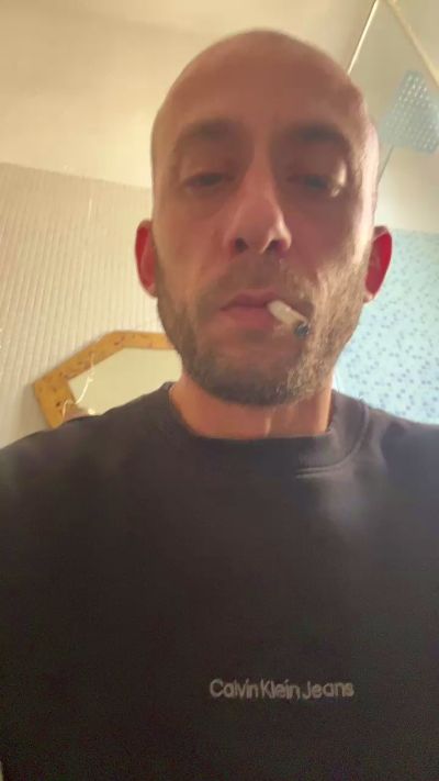 ItaDickyToy live cam on Cam4