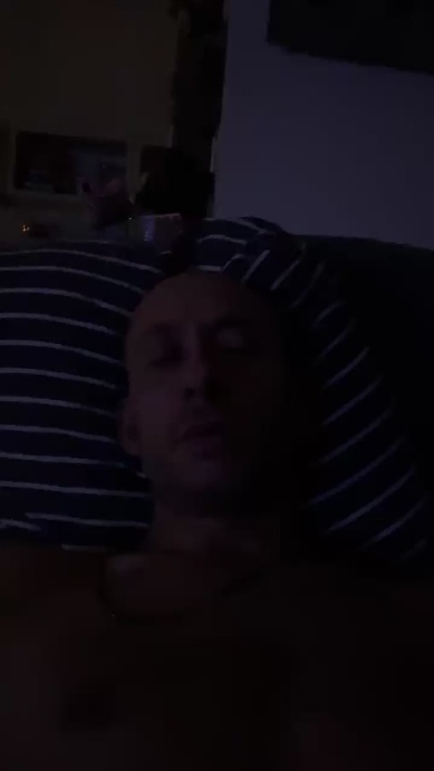ItaDickyToy live cam on Cam4