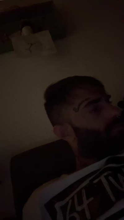 Itaalic live cam on Cam4