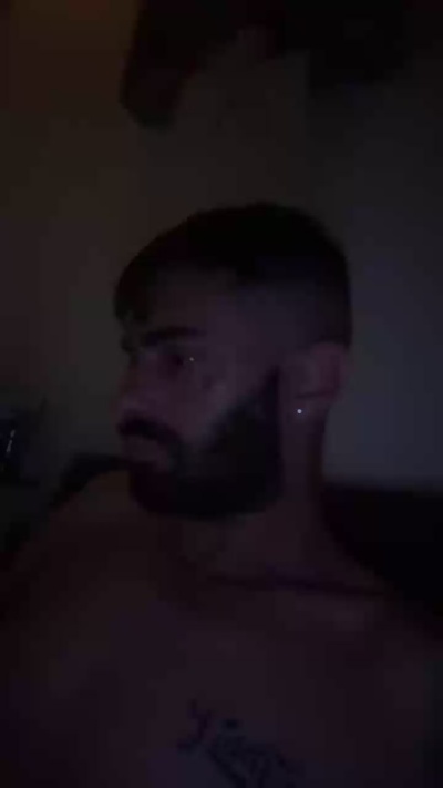 Itaalic live cam on Cam4