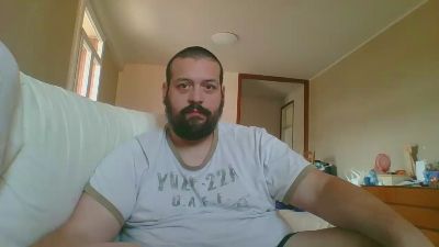 ItalianBigBoy93 live cam on Cam4