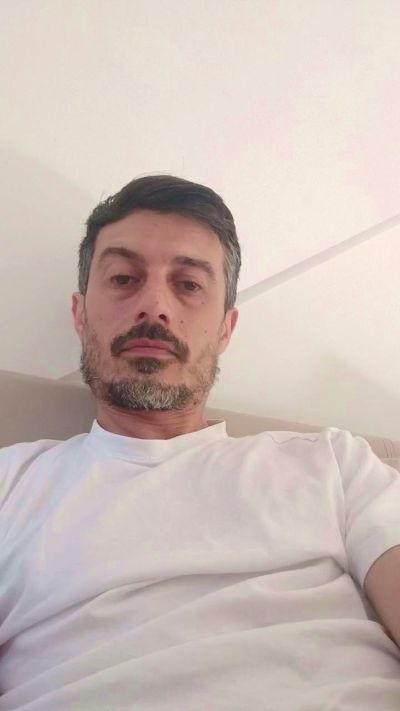 ItalianinLondon live cam on Cam4