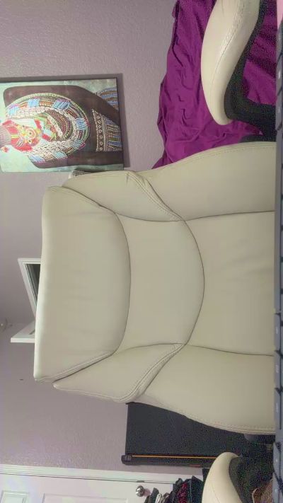 ItsMsEgypt2u live cam on Cam4