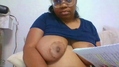 ItsMsEgypt2u live cam on Cam4