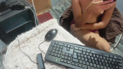 ItsRogeline live cam on Cam4